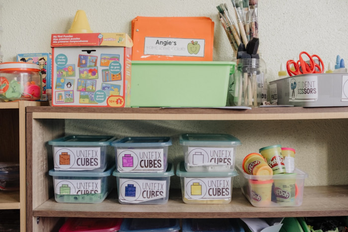 İnanılmaz Dörtlü Kaya Adamın İngilizce Adı