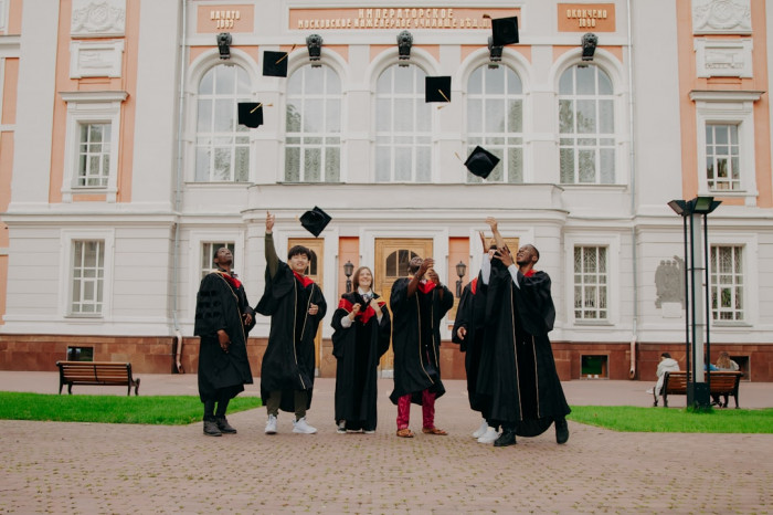 9 Eylül Üniversitesi İngilizce Öğretmenliği